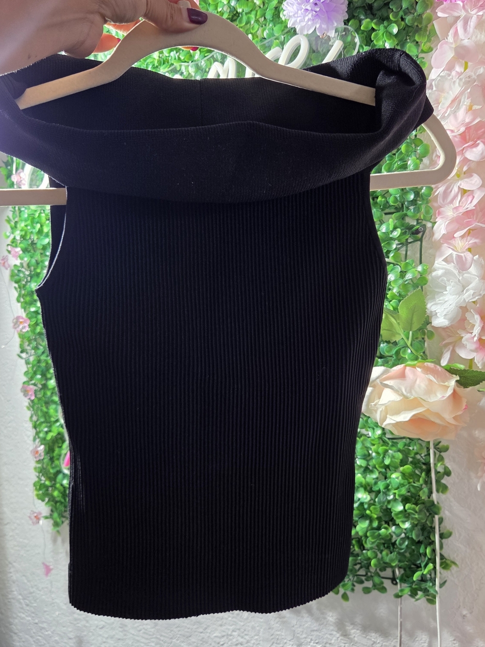Aritzia Black Sleeveless Ribbed Cowl Neck Sweater
